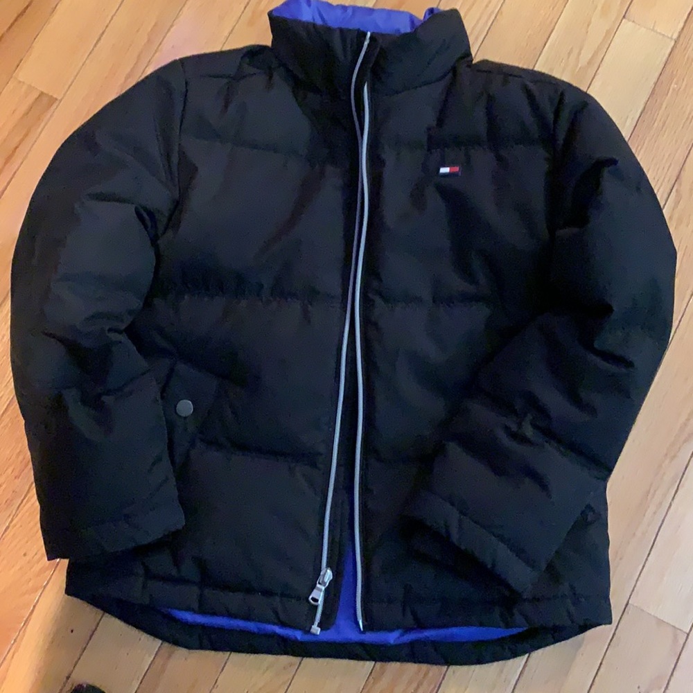 Boys small coat, size 8-10.   Lightly  worn, great condition